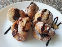 Baci e abbracci - Simona Lauri