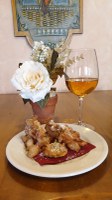 Fiori di glicine in tempura - Ilaria Barcella