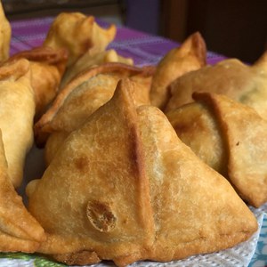 Samosa e chutney verde - Niraj Shah