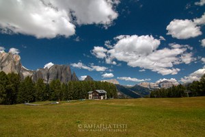 Idee per una vacanza in montagna: la Val di Fassa e dintorni - Raffaella Testi